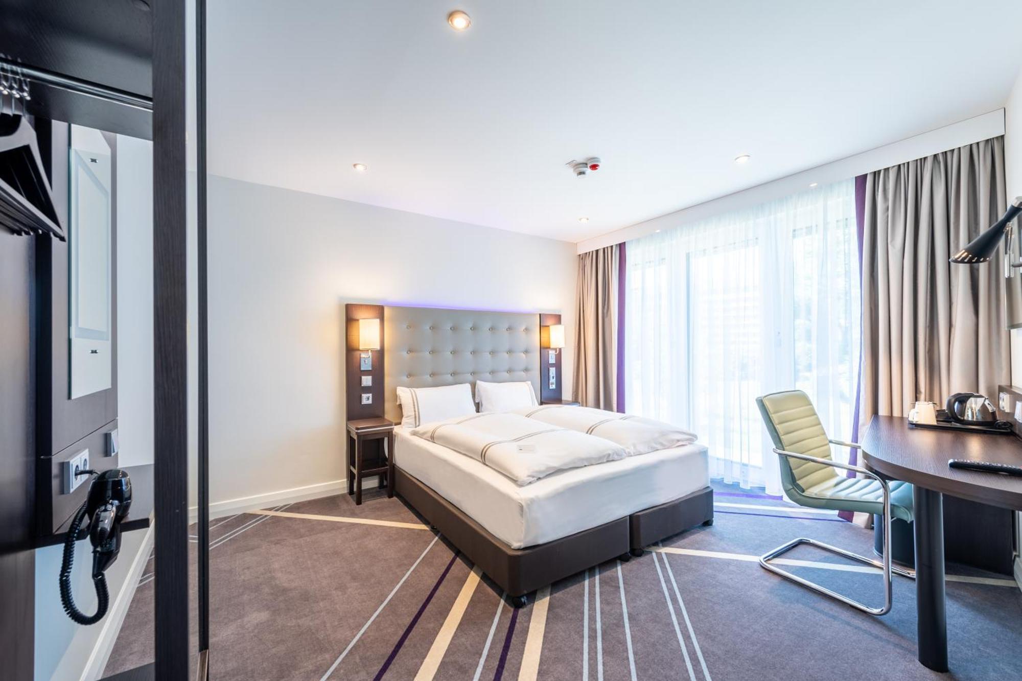 Premier Inn Muenchen City Schwabing Zewnętrze zdjęcie
